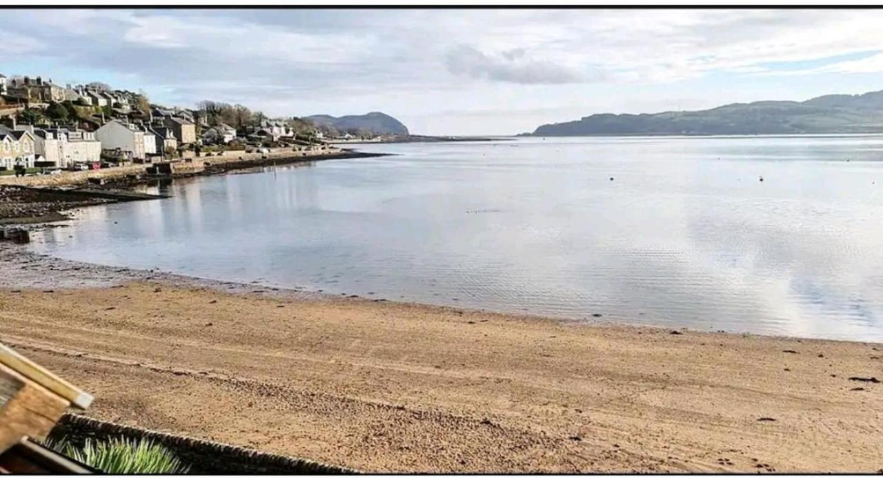 Inviting 1-Bed Apartment In Campbeltown Loch Views المظهر الخارجي الصورة