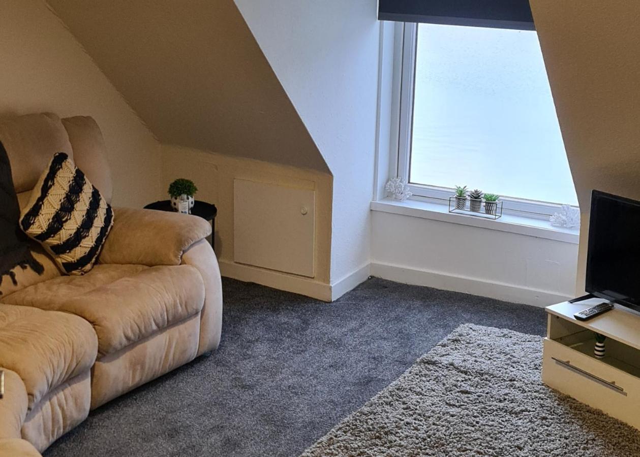 Inviting 1-Bed Apartment In Campbeltown Loch Views المظهر الخارجي الصورة