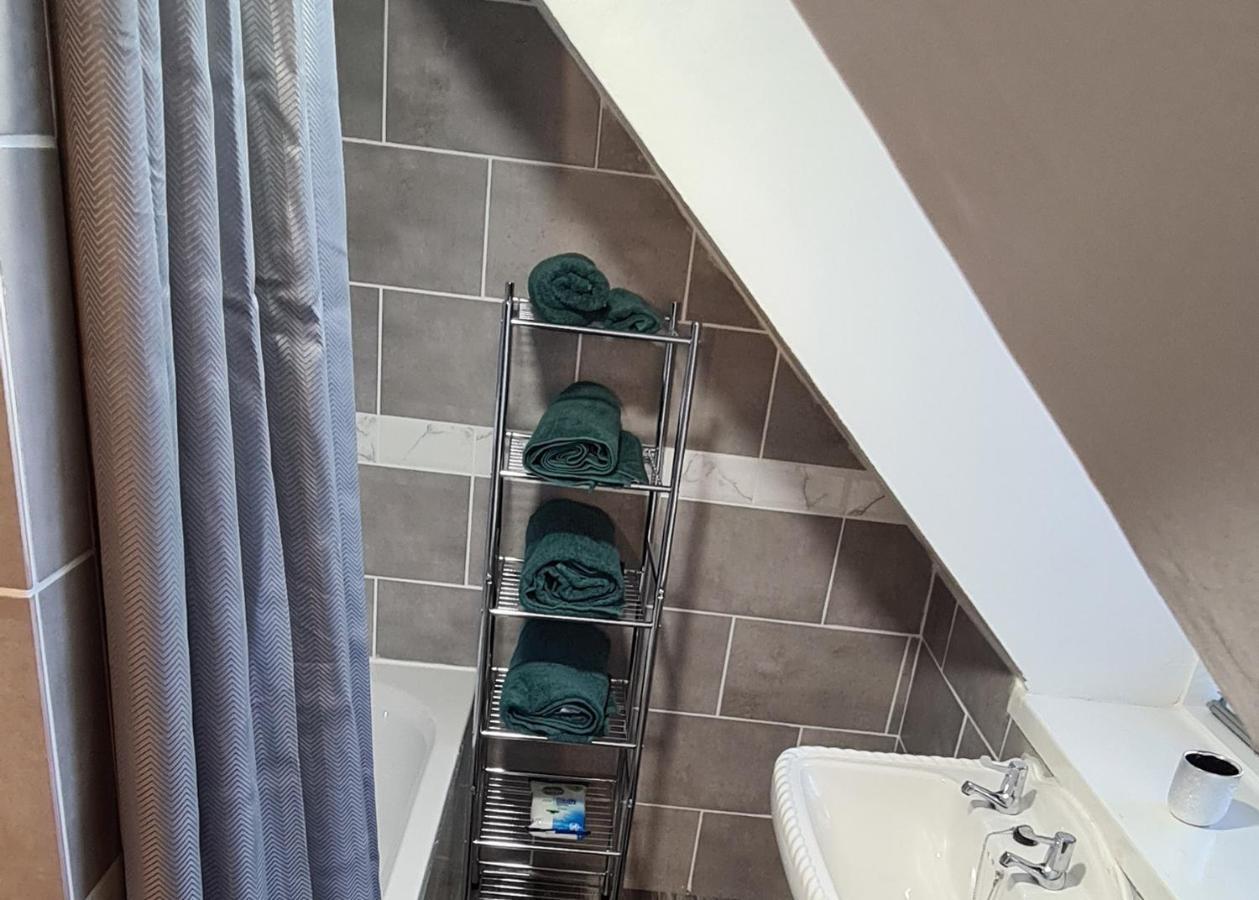 Inviting 1-Bed Apartment In Campbeltown Loch Views المظهر الخارجي الصورة